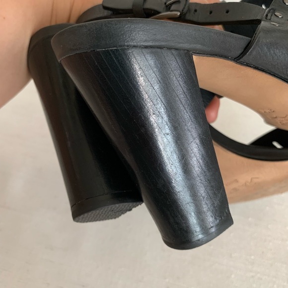 Via Spiga Black Lynne Leather Open Toe Studded Sandals Woman’s 9M - Picture 12 of 14